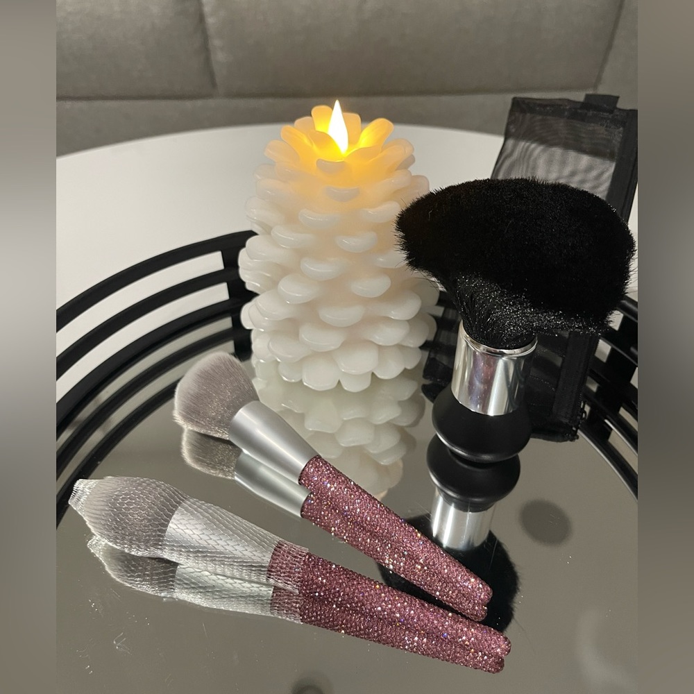 2 BARBIECORE Diamond Beauty pink crystal rhinestone & 1 large makeup brushes